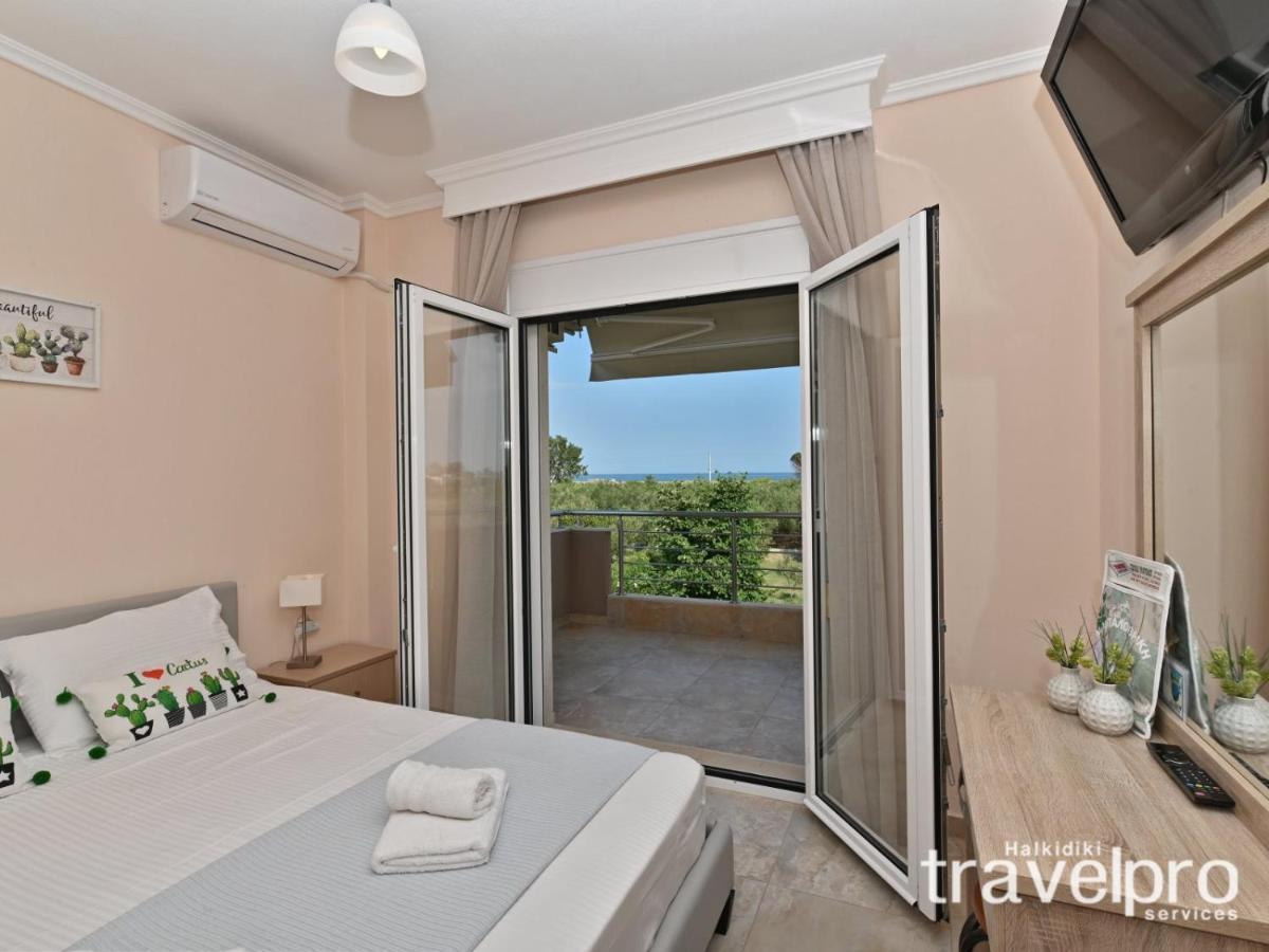 Villa Iris By Rentalspro Services - Agios Mamas Beach Exterior foto