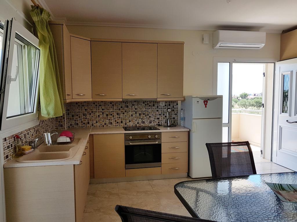Villa Iris By Rentalspro Services - Agios Mamas Beach Exterior foto