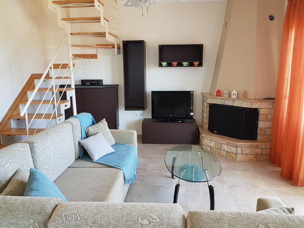 Villa Iris By Rentalspro Services - Agios Mamas Beach Exterior foto