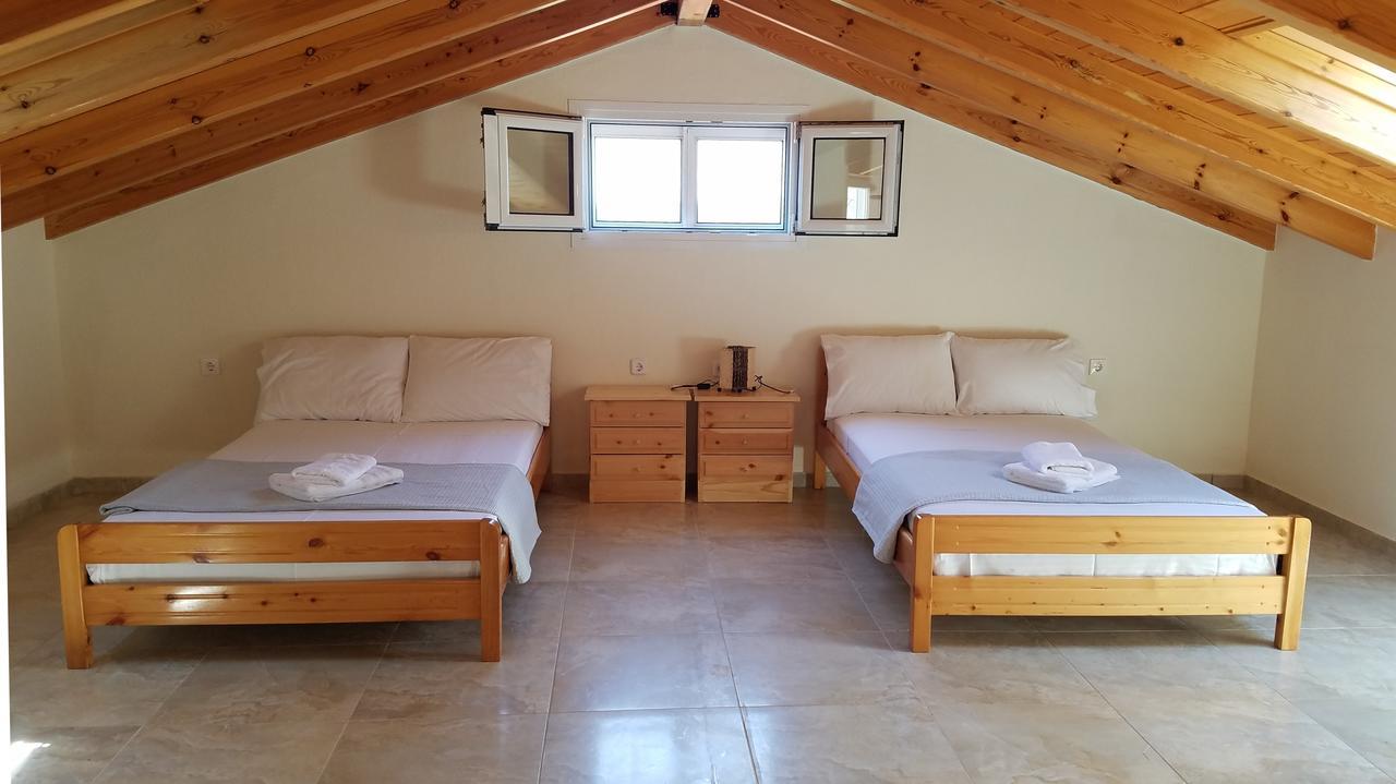 Villa Iris By Rentalspro Services - Agios Mamas Beach Exterior foto